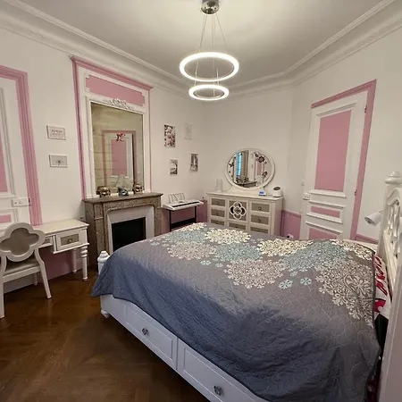 Apartment - - 16eme *